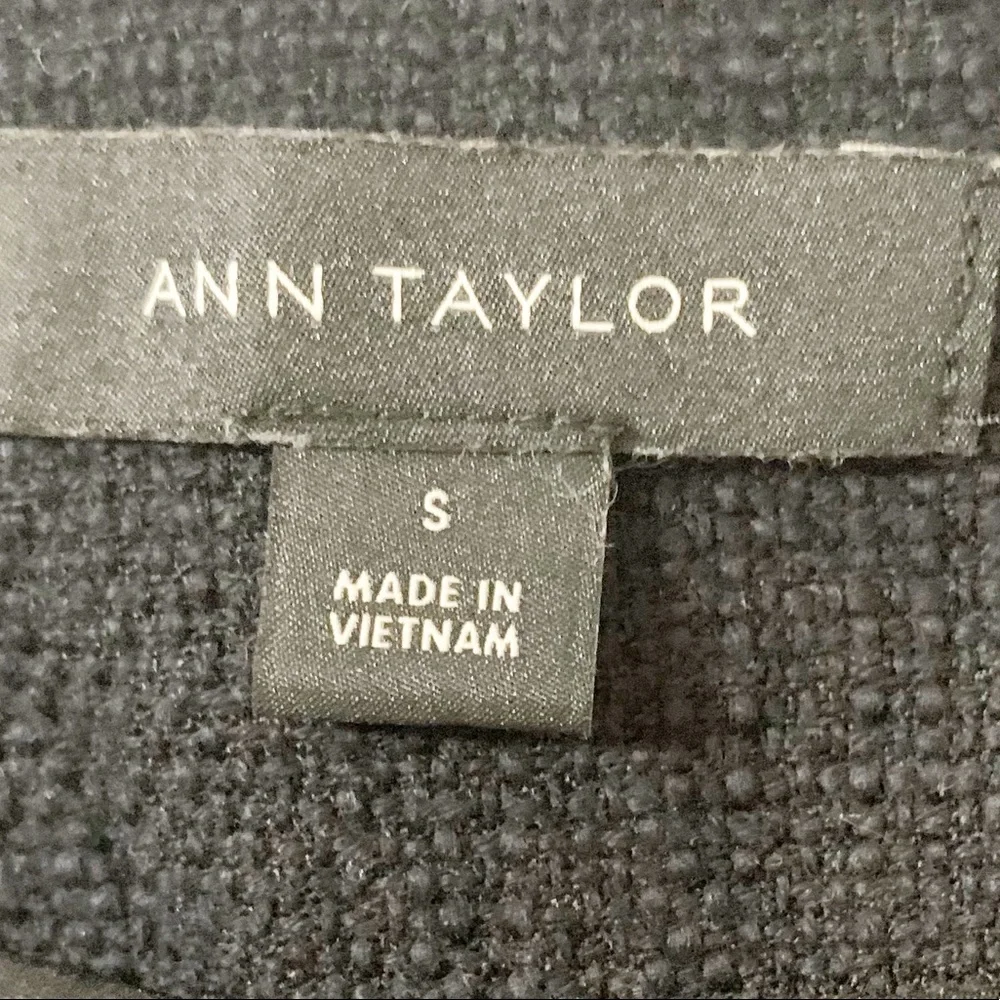 Ann Taylor Cotton Blend Open Front Long Sleeve Crop Waist Blazer Raw Hem Detail